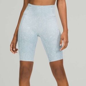 Lululemon Fast & Free Short 10" - Sz 6